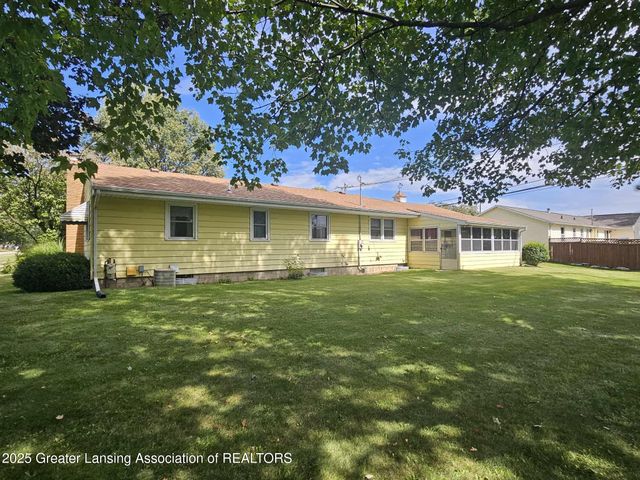 101 Rancho Street, Eaton Rapids, MI 48827