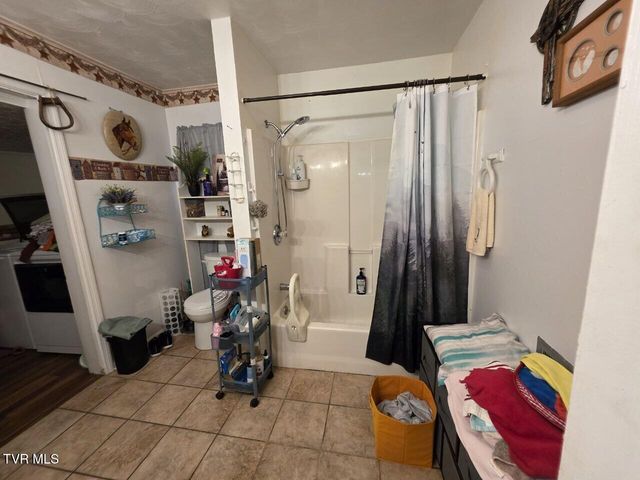 421 Juniper Street, Greeneville, TN 37745