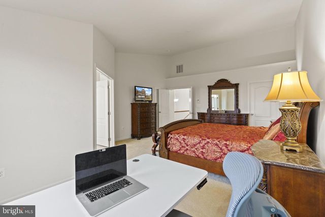 43163 MITCHAM SQ, Ashburn, VA 20148