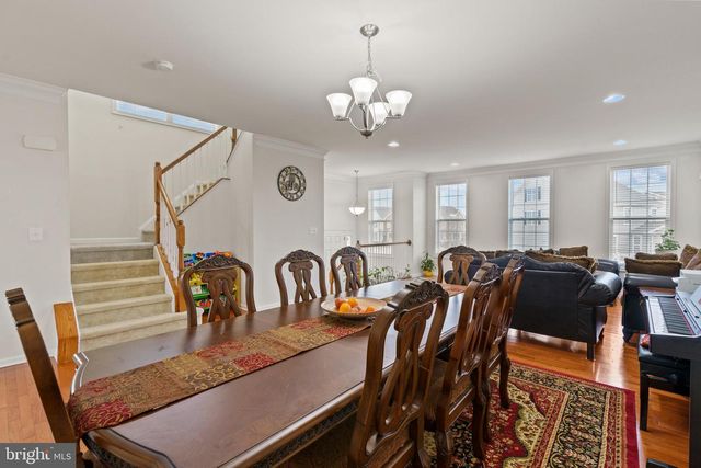 43163 MITCHAM SQ, Ashburn, VA 20148