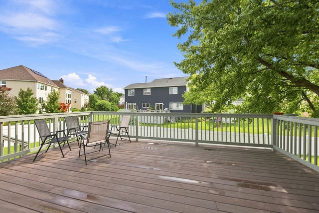 2052 Shady Grove Court, Naperville, IL 60565