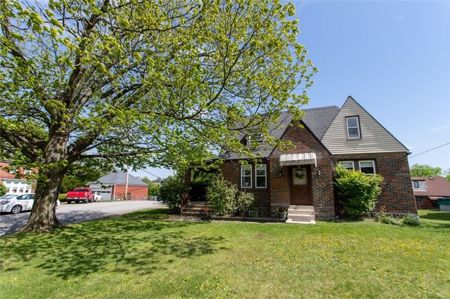 3211 Willett Rd, Baldwin Boro, PA 15227