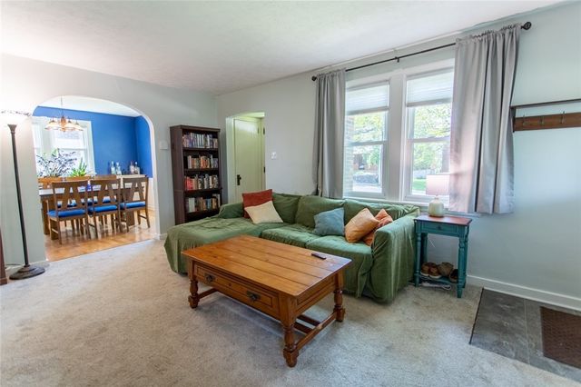 3211 Willett Rd, Baldwin Boro, PA 15227