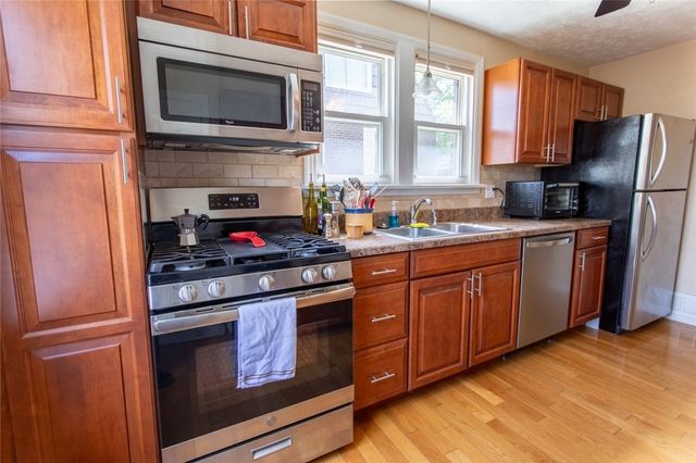 3211 Willett Rd, Baldwin Boro, PA 15227