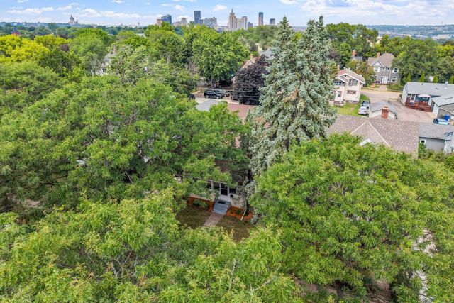 77 Stevens Street E, Saint Paul, MN 55107