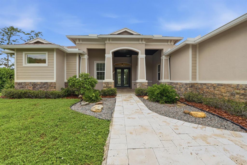 13063 Raymond Drive, Loxahatchee, FL 33470