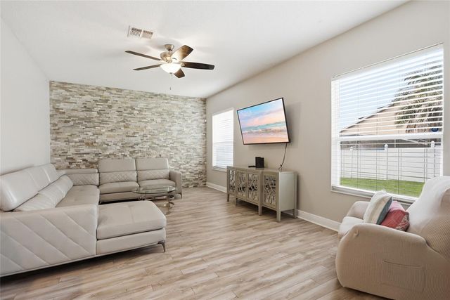 340 BALLYSHANNON DRIVE, Davenport, FL 33897