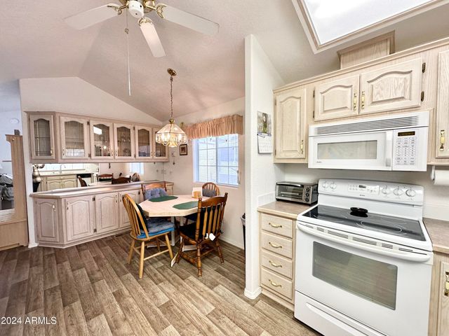 755 S DIAMOND Drive, Apache Junction, AZ 85119