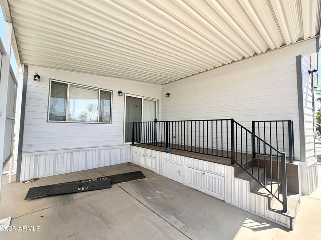 755 S DIAMOND Drive, Apache Junction, AZ 85119