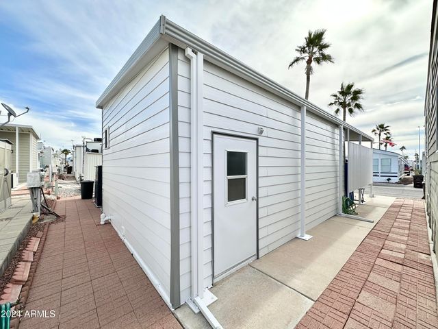 755 S DIAMOND Drive, Apache Junction, AZ 85119