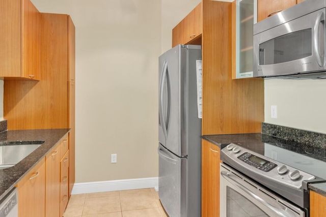 700 E Boynton Beach Boulevard 407, Boynton Beach, FL 33435