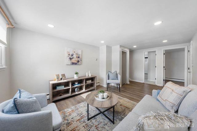 46 Taylor Terrace, Colonia, NJ 07067