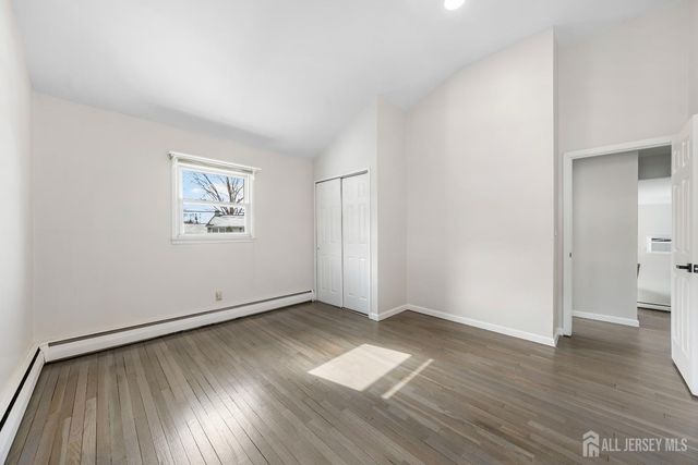 46 Taylor Terrace, Colonia, NJ 07067