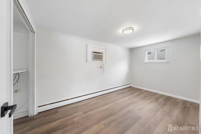 46 Taylor Terrace, Colonia, NJ 07067