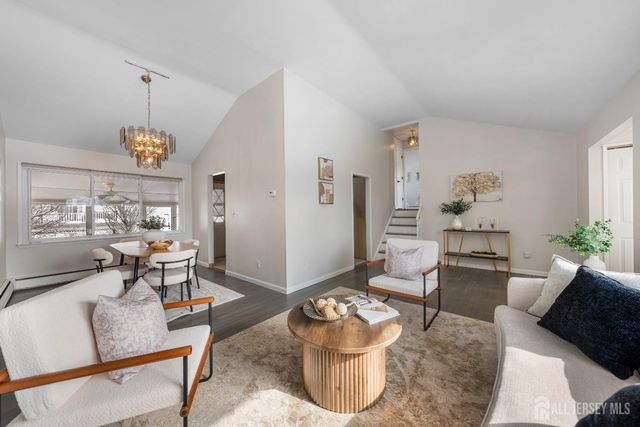 46 Taylor Terrace, Colonia, NJ 07067