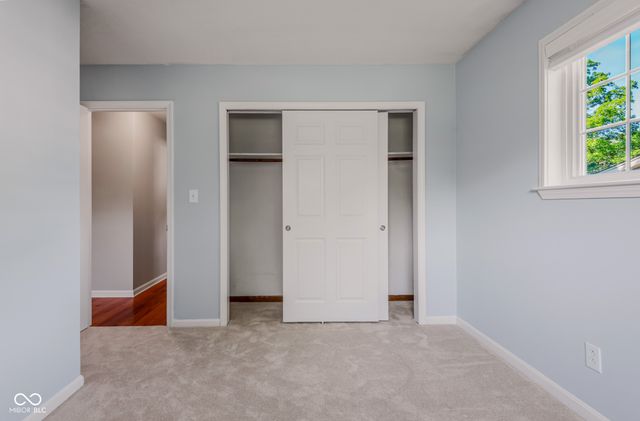 1010 Driftwood Avenue, Columbus, IN 47203