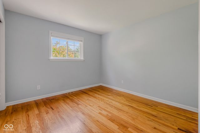 1010 Driftwood Avenue, Columbus, IN 47203
