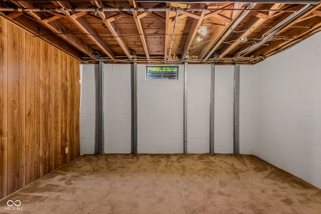 1010 Driftwood Avenue, Columbus, IN 47203