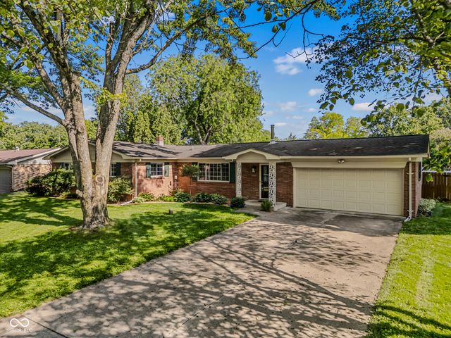 1010 Driftwood Avenue, Columbus, IN 47203