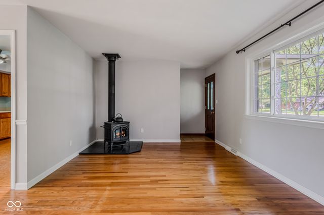 1010 Driftwood Avenue, Columbus, IN 47203