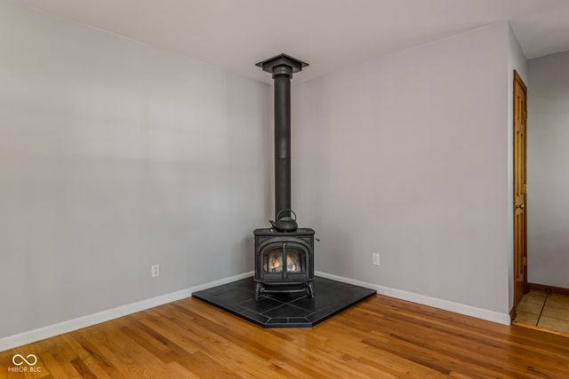 1010 Driftwood Avenue, Columbus, IN 47203