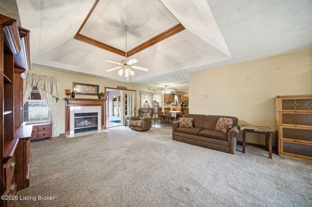 711 Highland Springs Dr, Mt Washington, KY 40047