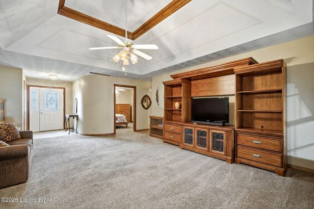 711 Highland Springs Dr, Mt Washington, KY 40047