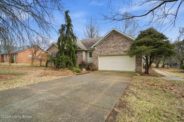 711 Highland Springs Dr, Mt Washington, KY 40047