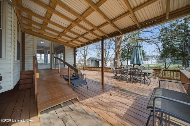 711 Highland Springs Dr, Mt Washington, KY 40047