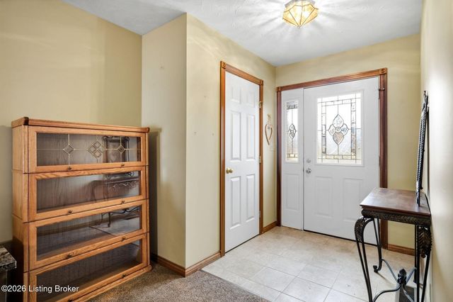 711 Highland Springs Dr, Mt Washington, KY 40047