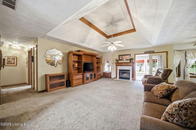 711 Highland Springs Dr, Mt Washington, KY 40047