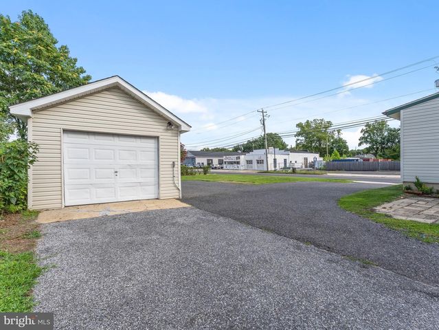 102 GRAPE ST, Hammonton, NJ 08037