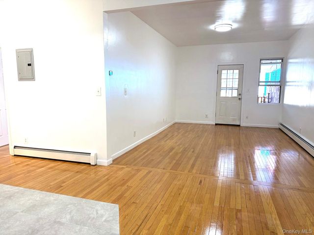 235 Starr Street 1R, Brooklyn, NY 11237