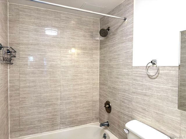 235 Starr Street 1R, Brooklyn, NY 11237