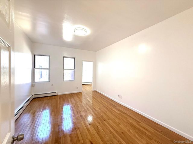 235 Starr Street 1R, Brooklyn, NY 11237