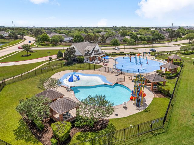 26018 S Lakefair Drive, Richmond, TX 77406