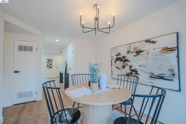 6151 Joaquin Murieta Ave D, Newark, CA 94560