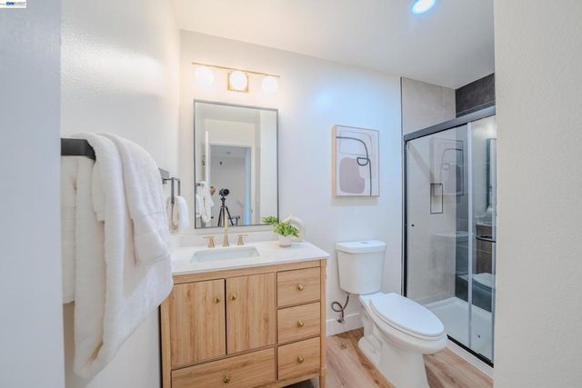 6151 Joaquin Murieta Ave D, Newark, CA 94560