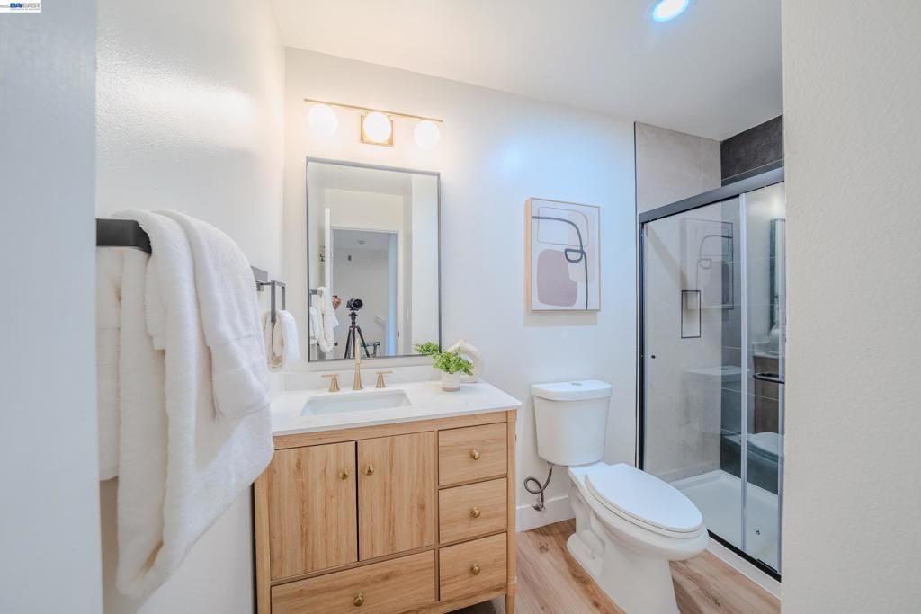 Image 27 of property listing at 6151 Joaquin Murieta Ave D, Newark, CA 94560