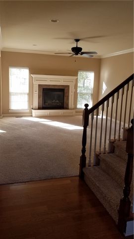6136 W Knoll View Way, Rogers, AR 72758