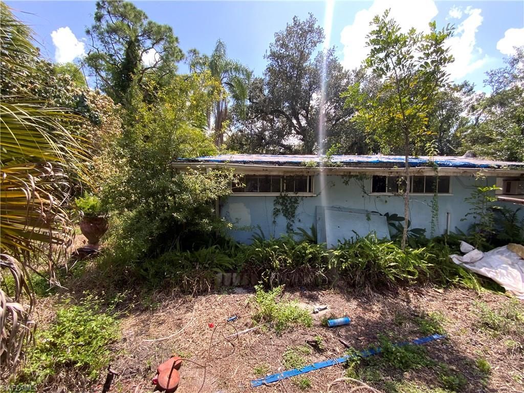 545 Evergreen RD, NORTH FORT MYERS, FL 33903 — exterior