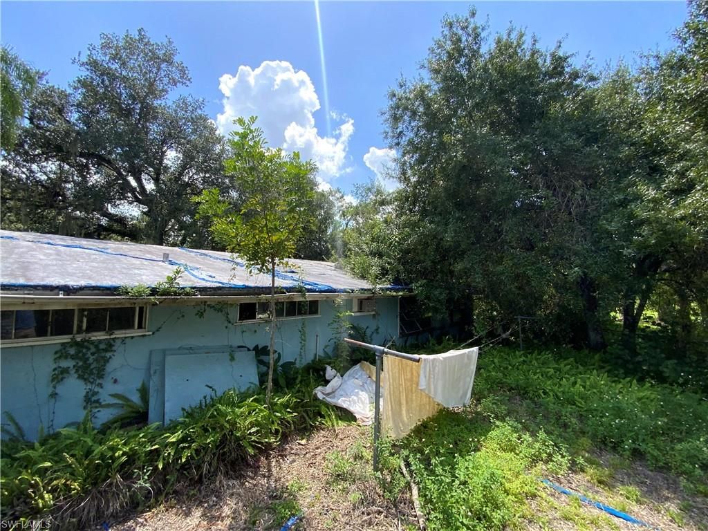 545 Evergreen RD, NORTH FORT MYERS, FL 33903 — photo 4
