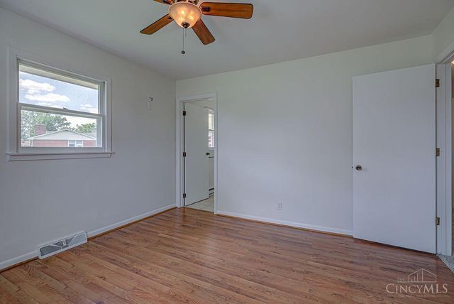 403 Redwood Drive, Trenton, OH 45067