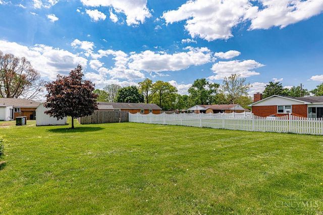 403 Redwood Drive, Trenton, OH 45067