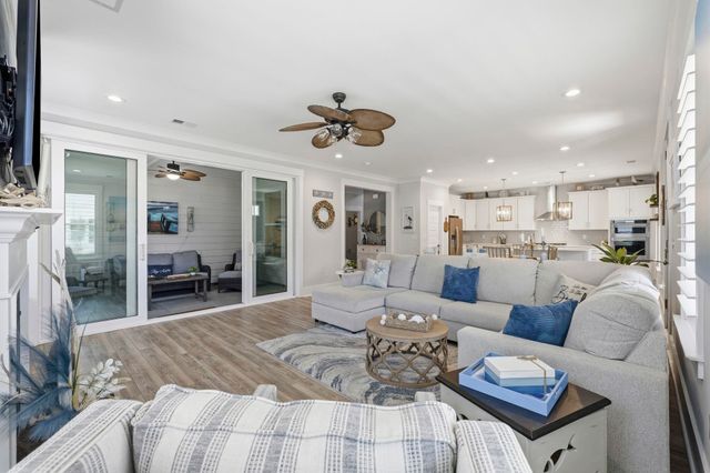 4051 McKinney Dr., Murrells Inlet, SC 29576