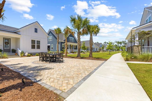 4051 McKinney Dr., Murrells Inlet, SC 29576
