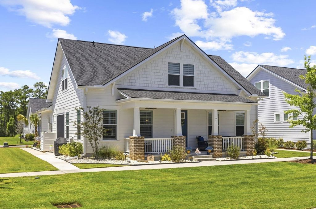 4051 McKinney Dr., Murrells Inlet, SC 29576