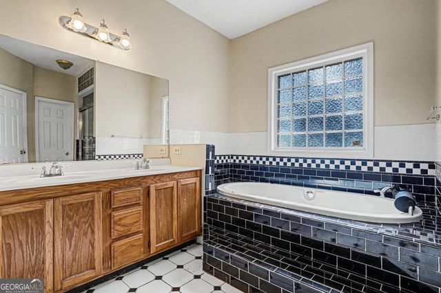 1310 Lester Mill Road, Locust Grove, GA 30248