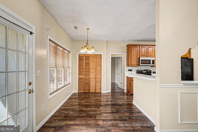 1310 Lester Mill Road, Locust Grove, GA 30248