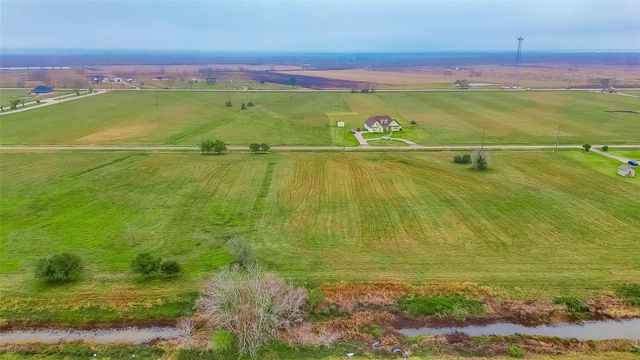 354 Brahman Trail, Angleton, TX 77515